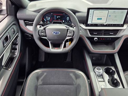 New 2026 Ford Explorer ST image 13