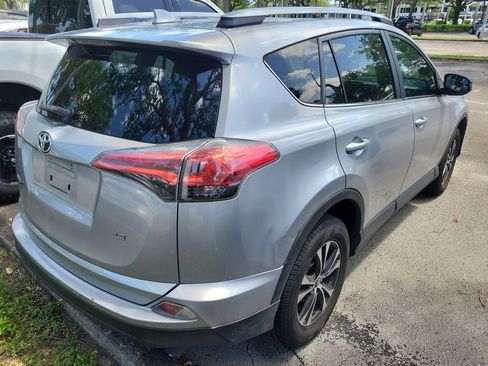 Used 2017 Ford F150 XL w/ Equipment Group 101A Mid image 9