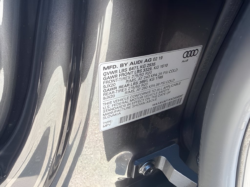 Used 2019 Audi Q8 Premium w/ Convenience Package AWD/4WD image 35
