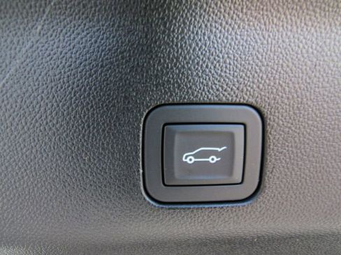 New 2026 Chevrolet Tahoe High Country image 12