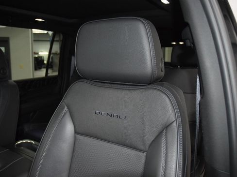 Used 2024 GMC Yukon XL Denali w/ Max Trailering Package image 43