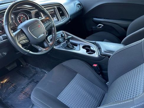 Certified 2022 Dodge Challenger GT image 10