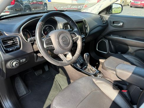 Used 2020 Jeep Compass Limited AWD/4WD image 14