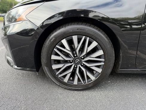Used 2023 Nissan Altima 2.5 SV w/ SV Premium Package FWD image 38