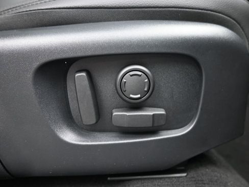 New 2026 Land Rover Range Rover Evoque S image 11