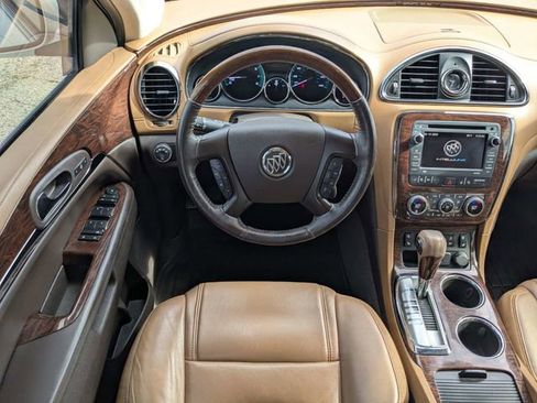 Used 2017 Buick Enclave Premium w/ Experience Buick Package FWD image 15