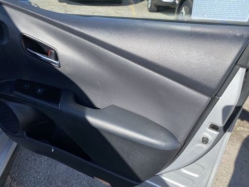 Used 2017 Toyota Prius Prime Premium w/ Preferred Accessory Package FWD image 19