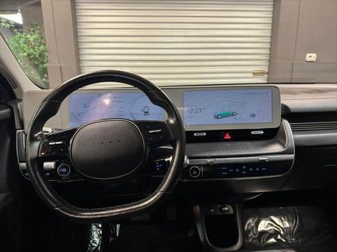 Used 2024 Hyundai Ioniq 5 SEL image 13