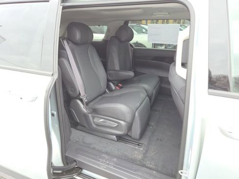 New 2026 Kia Carnival SX Prestige FWD image 18