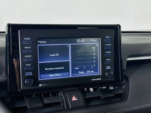 Used 2021 Toyota RAV4 XLE AWD/4WD image 16