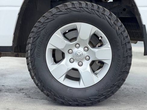 Used 2022 RAM 1500 Big Horn AWD/4WD image 2