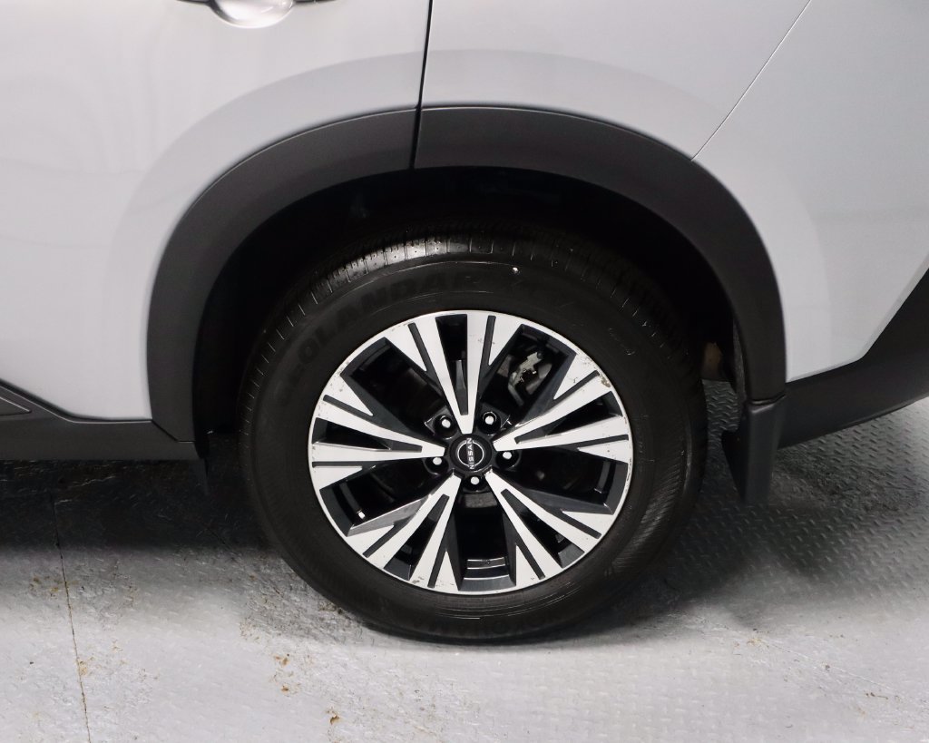 Certified 2023 Nissan Rogue SV w/ SV Premium B Package AWD/4WD image 17