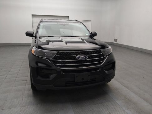 Used 2023 Ford Explorer XLT image 14