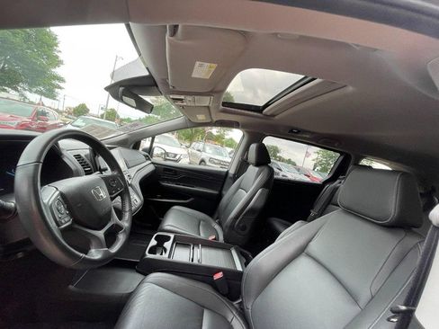 Used 2023 Honda Odyssey EX-L image 24