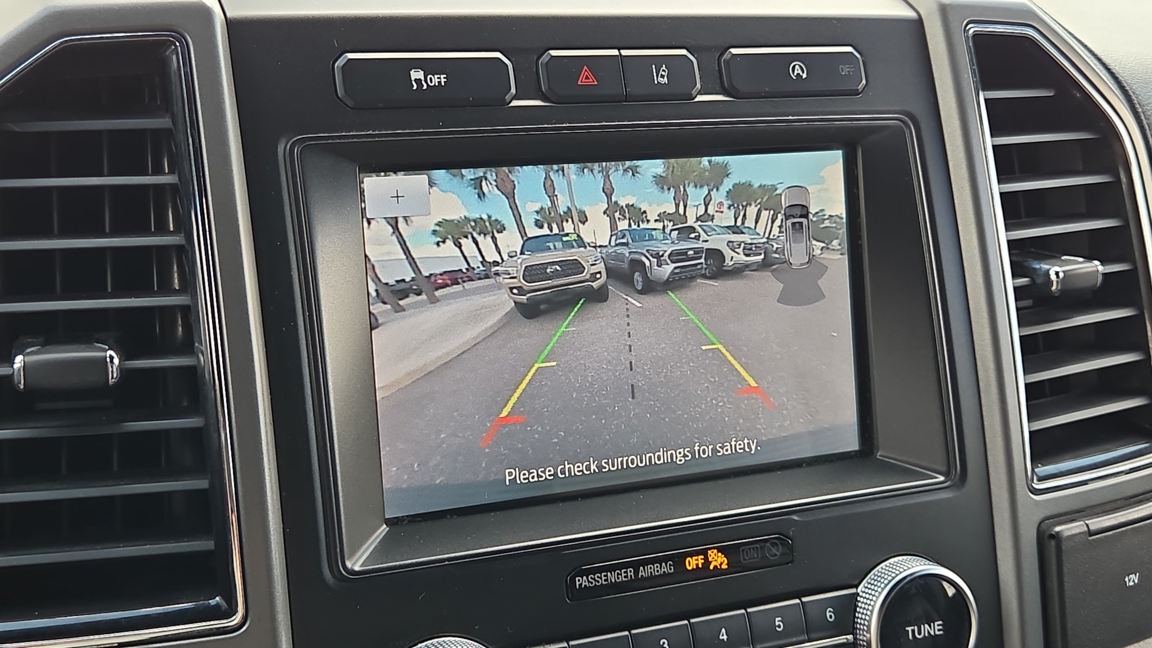 Used 2021 Ford Expedition Max XLT RWD image 25