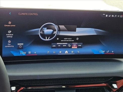 New 2026 BMW 330i Sedan w/ M Sport Package image 12