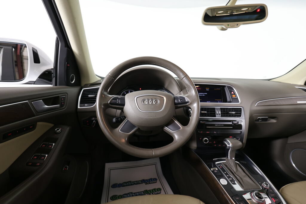 Used 2017 Audi Q5 2.0T Premium Plus w/ Technology Package AWD/4WD image 30
