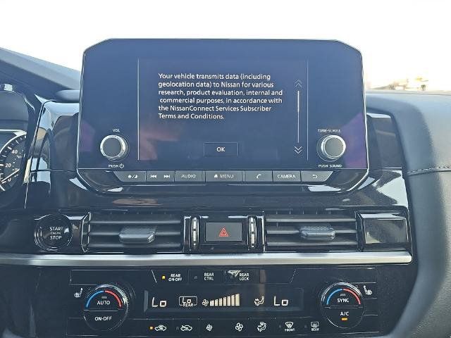 Used 2025 Nissan Pathfinder SV AWD/4WD image 20