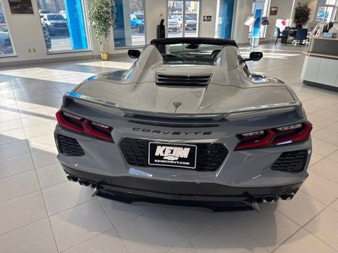 Used 2024 Chevrolet Corvette Stingray Preferred Conv w/ Z51 Performance Package image 3