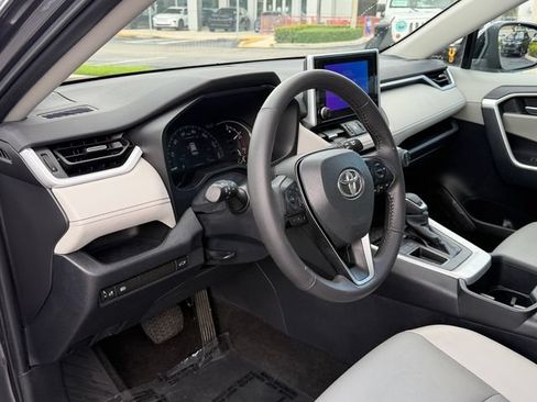 Used 2023 Toyota RAV4 XLE Premium FWD image 12