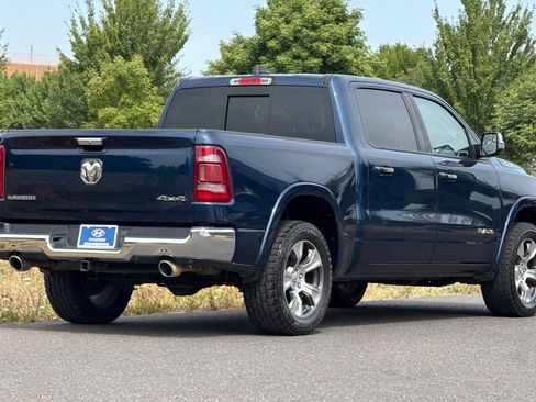 Used 2022 RAM 1500 Laramie AWD/4WD image 3