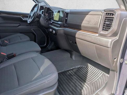 Certified 2024 GMC Sierra 1500 SLE RWD image 27