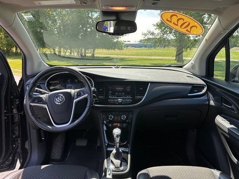 Used 2022 Buick Encore Preferred AWD/4WD image 13