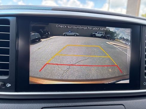 Used 2020 Kia Sportage LX FWD image 20