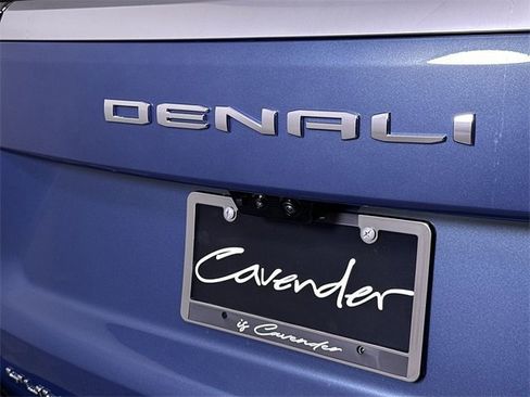 New 2026 GMC Yukon XL Denali w/ Denali Reserve Package image 32