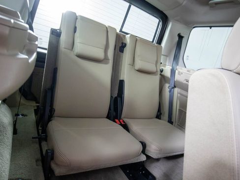 Used 2014 Land Rover LR4 HSE AWD/4WD image 12