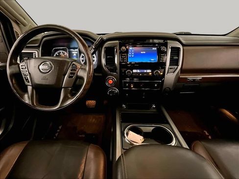 Used 2016 Nissan Titan Platinum Reserve AWD/4WD image 15