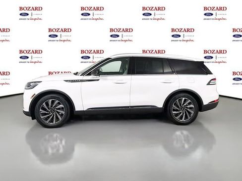 New 2026 Lincoln Aviator 2WD image 5