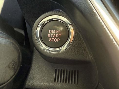 Used 2024 Subaru Impreza 2.0i Sport image 9