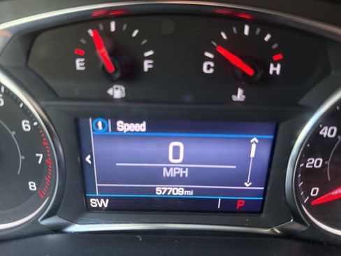 Used 2023 GMC Acadia SLE w/ Driver Convenience Package image 28