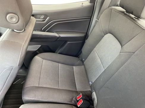 Used 2023 Chevrolet Colorado W/T RWD image 25