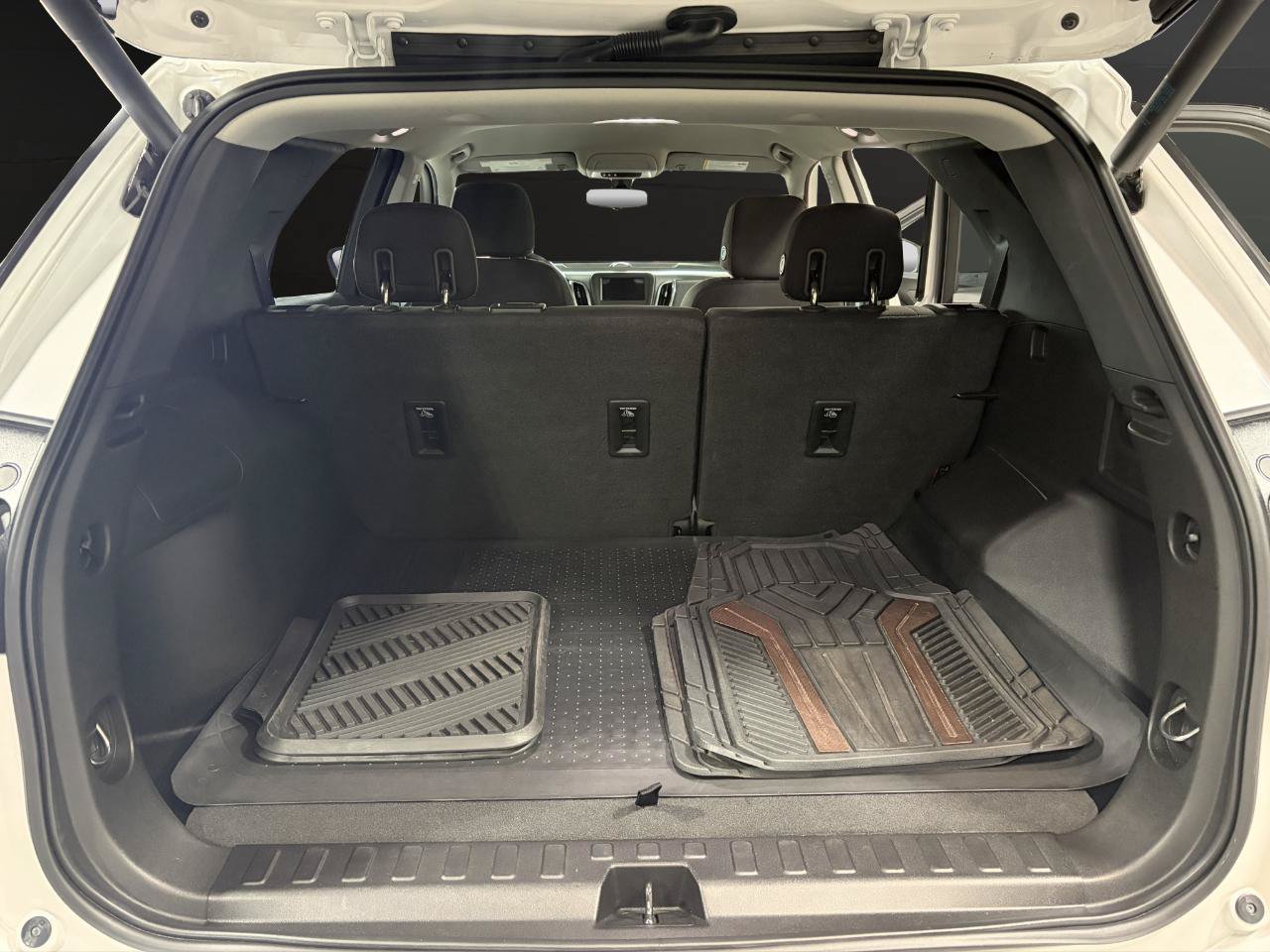 Used 2019 Chevrolet Equinox LT AWD/4WD image 21