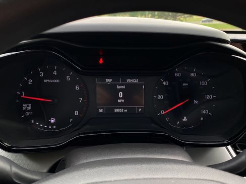 Used 2024 Chevrolet Trax LS w/ LS Convenience Package image 22