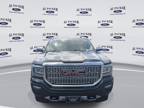 Used 2017 GMC Sierra 1500 Denali w/ Denali Ultimate Package AWD/4WD image 9