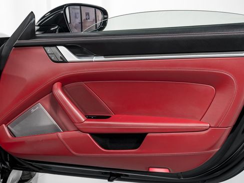 Used 2021 Porsche 911 Turbo S image 43