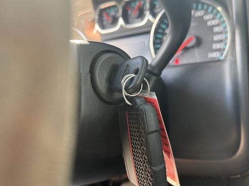 Used 2016 Chevrolet Silverado 2500 LT image 23