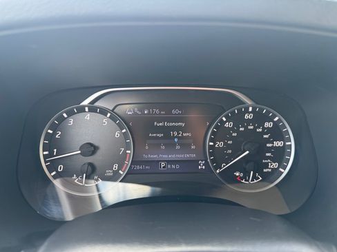 Used 2022 Nissan Frontier SV w/ Technology Package AWD/4WD image 28