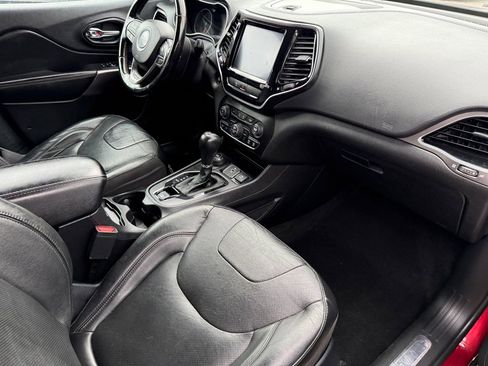 Used 2020 Jeep Cherokee Limited image 9