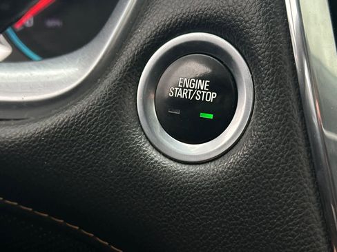 Used 2020 Chevrolet Traverse Premier w/ LPO, Floor Liner Package AWD/4WD image 25