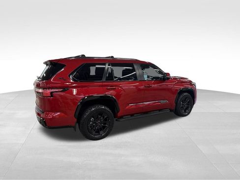 Used 2025 Toyota Sequoia Platinum w/ TRD Off-Road Package AWD/4WD image 33