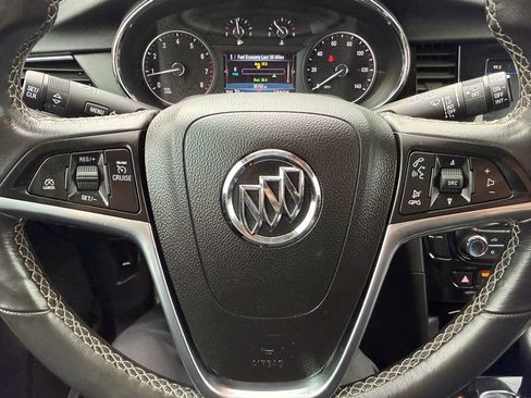 Used 2022 Buick Encore Preferred w/ Safety Package image 26