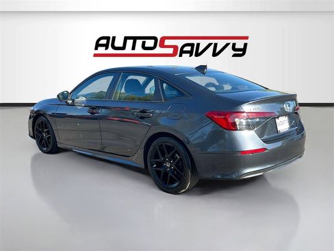 Used 2023 Honda Civic Sport image 5