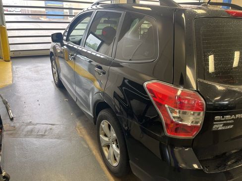 Used 2015 Subaru Forester 2.5i w/ Alloy Wheel Package AWD/4WD image 7