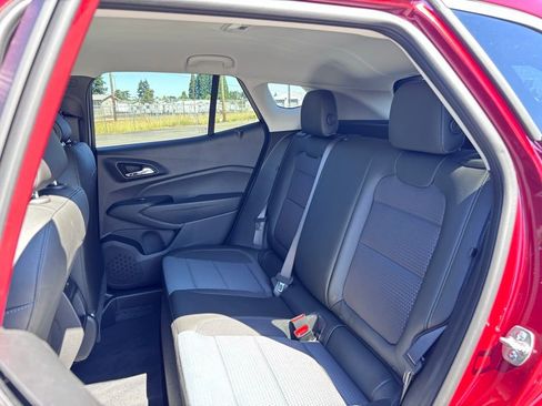 New 2025 Chevrolet Trax LT image 40