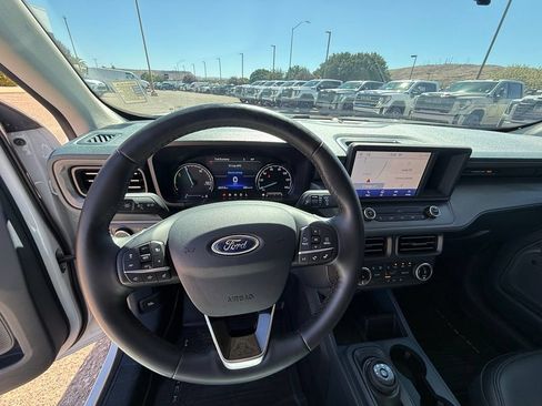 Used 2024 Ford Maverick Lariat w/ Black Appearance Package FWD image 11