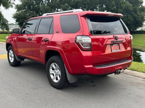 Used 2017 Toyota 4Runner SR5 RWD image 12